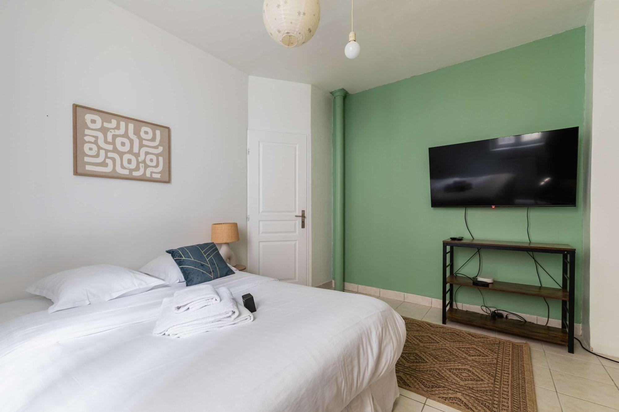 Familial Proche Des Commerces - 8p - Flat-guest Appartamento